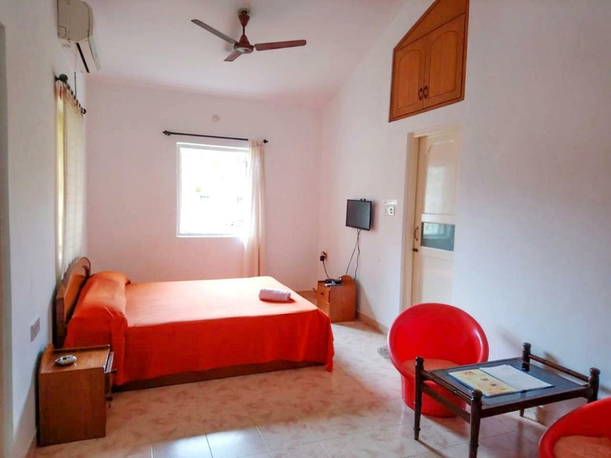 Flower Holiday Home In Landmark Dawn Калангуте Екстериор снимка